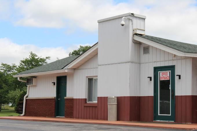 Blisspoint Inn Fka Motel 6T7 Indianapolis Extérieur photo