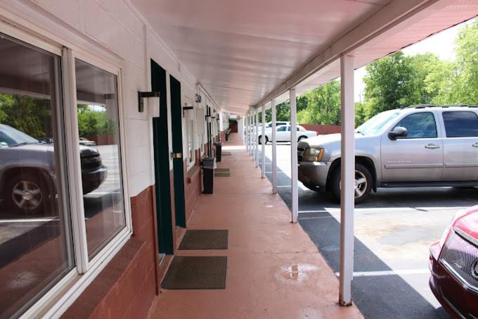 Blisspoint Inn Fka Motel 6T7 Indianapolis Extérieur photo